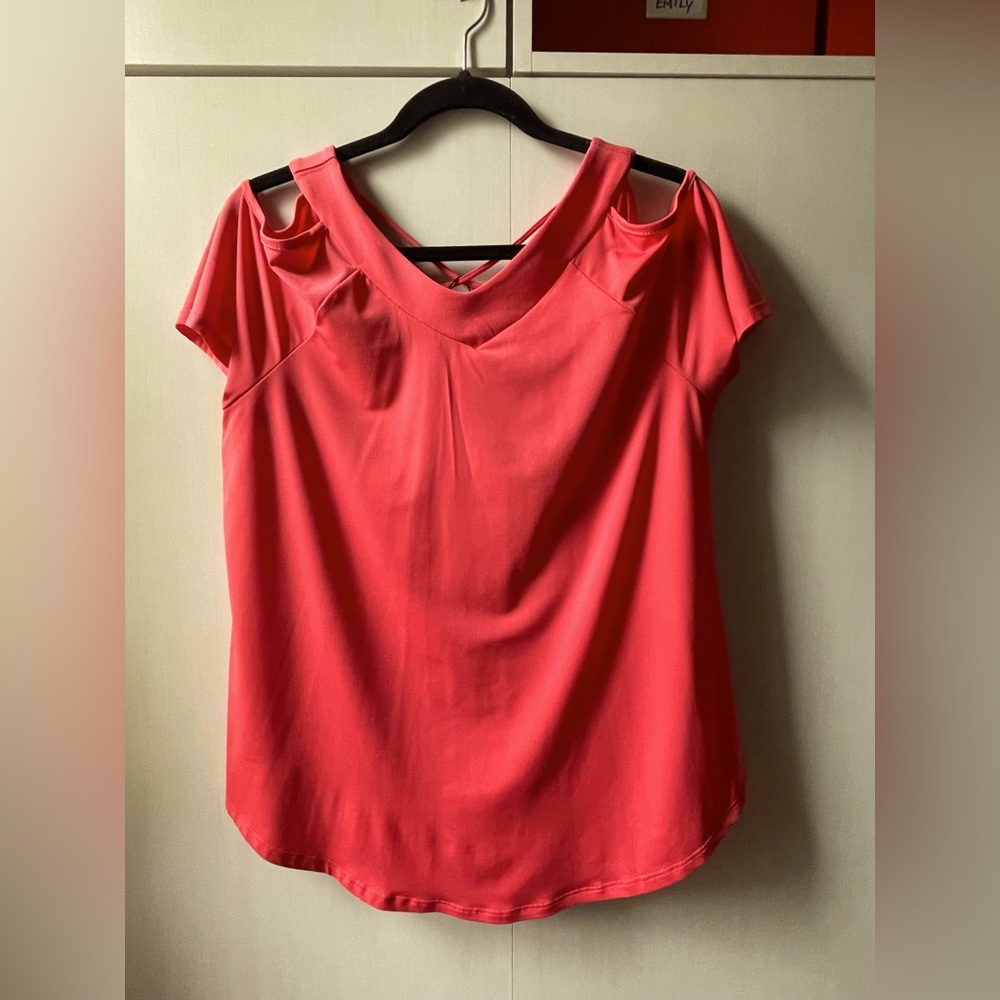 Striking orange top